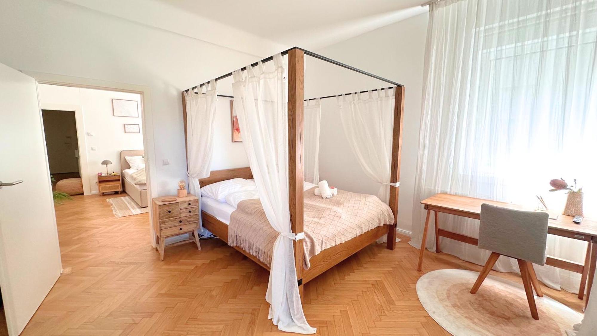 Cozy Apartment In Quiet Location, Fast Train Station 100M Away, Contactless Check-In Виена Екстериор снимка